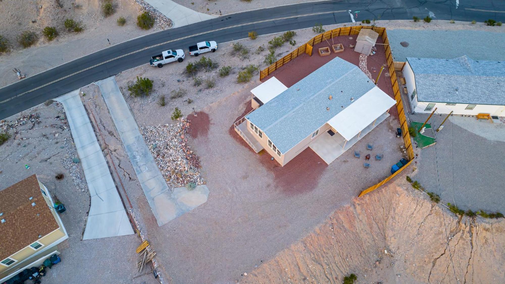 Magnificent & Tranquil Home, Mountain Views , 8 Mins To Casinos & River, Fire Pit, Bbq Bullhead City Εξωτερικό φωτογραφία
