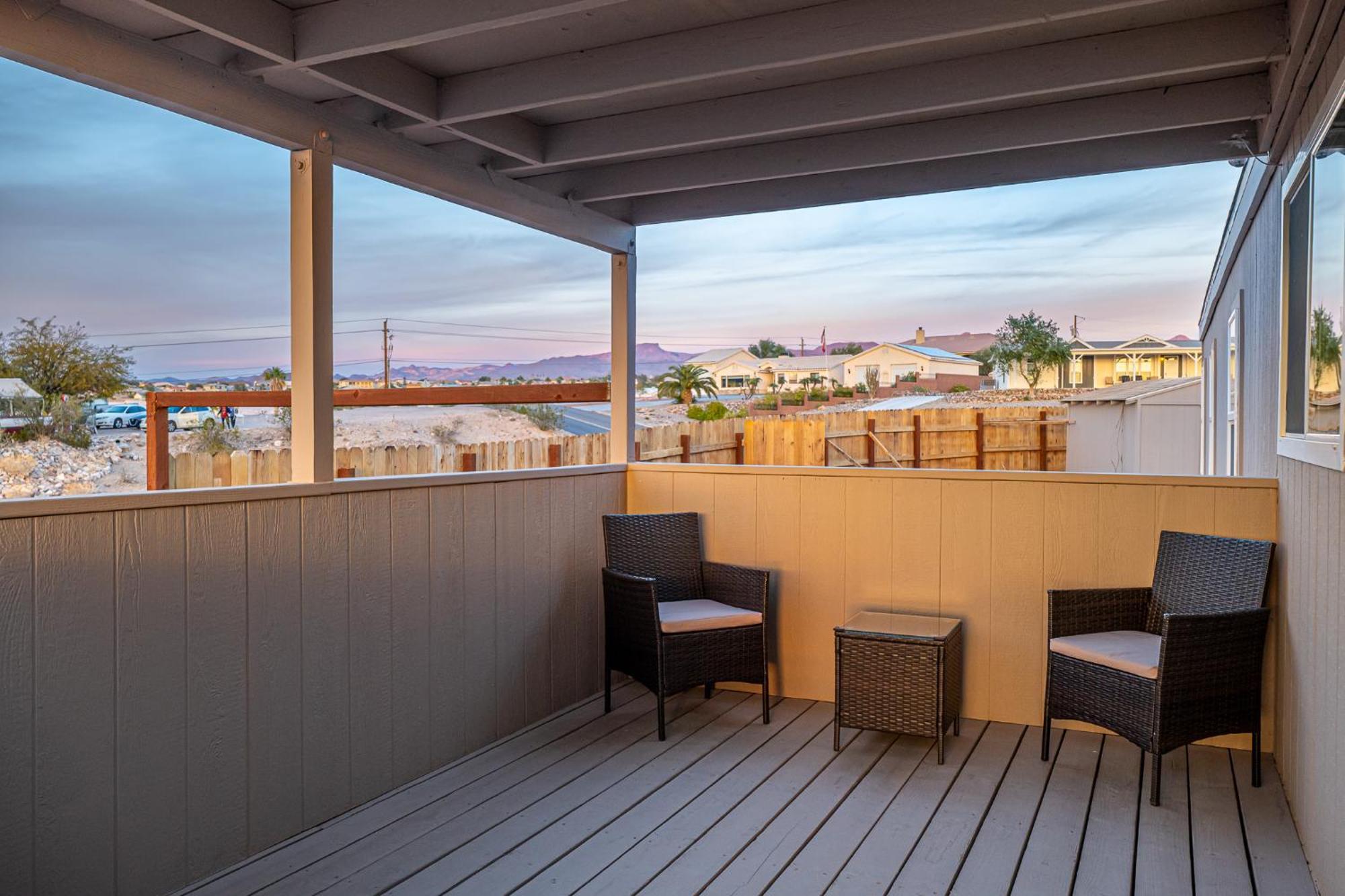 Magnificent & Tranquil Home, Mountain Views , 8 Mins To Casinos & River, Fire Pit, Bbq Bullhead City Εξωτερικό φωτογραφία