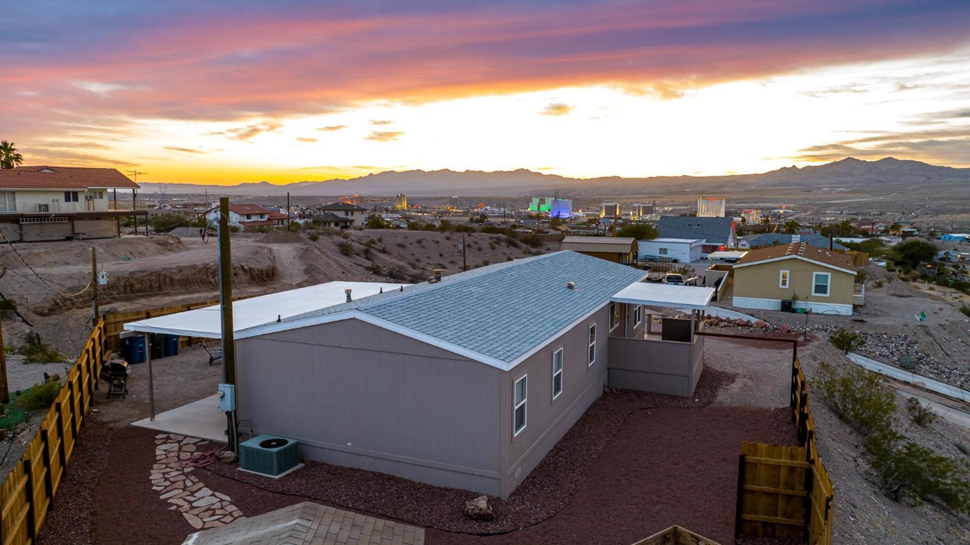 Magnificent & Tranquil Home, Mountain Views , 8 Mins To Casinos & River, Fire Pit, Bbq Bullhead City Εξωτερικό φωτογραφία